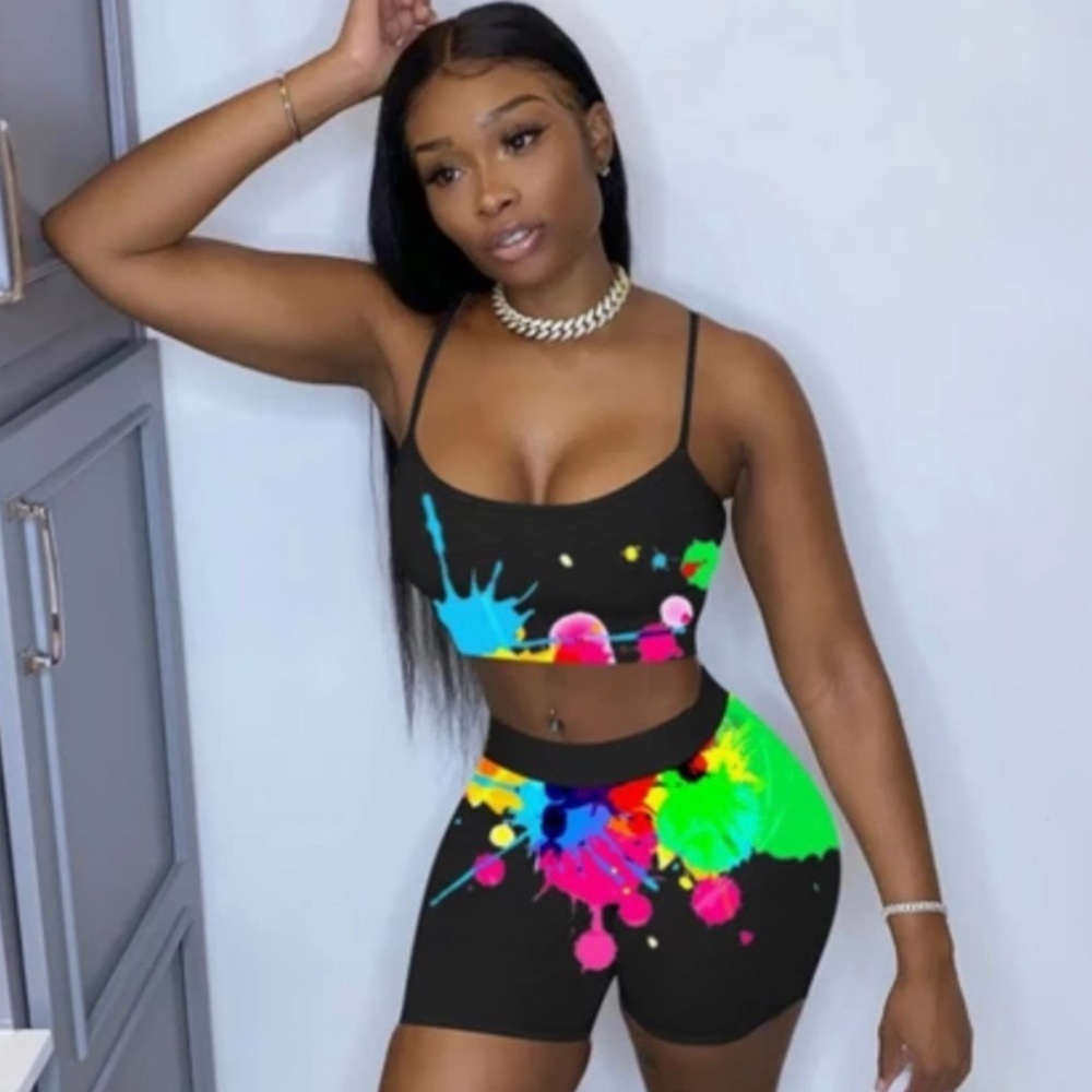 Two Piece Sleeveless Crop Top Bo Dycon Shorts Set